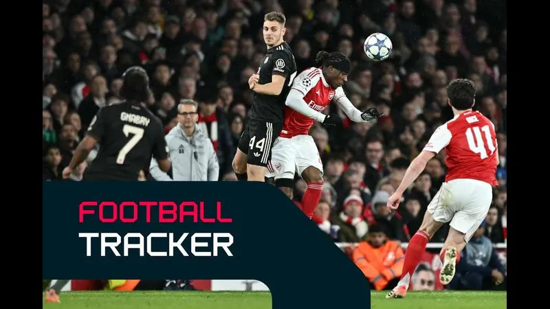 Cầu thủ của Sahdag Qusar chiến đấu quyết liệt với cầu thủ của Turan Tovuz trong trận đấu Cầu thủ của Sahdag Qusar chiến đấu quyết liệt với cầu thủ của Turan Tovuz trong trận đấu