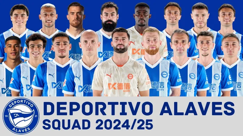 Cầu thủ Alaves đang nỗ lực chặn đối thủ Getafe trên sân